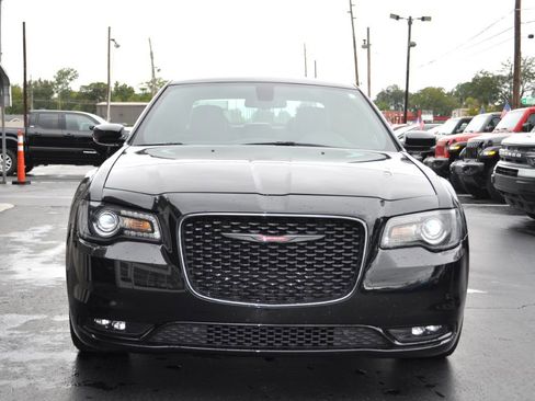 Used 2023 Chrysler 300 S w/ Comfort Group image 3