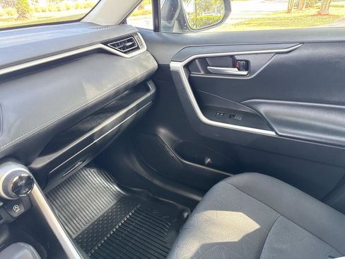 Used 2023 Toyota RAV4 XLE image 25