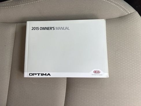 Used 2015 Kia Optima LX image 25