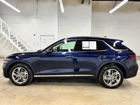 Used 2025 Genesis GV70 2.5T AWD/4WD image 4