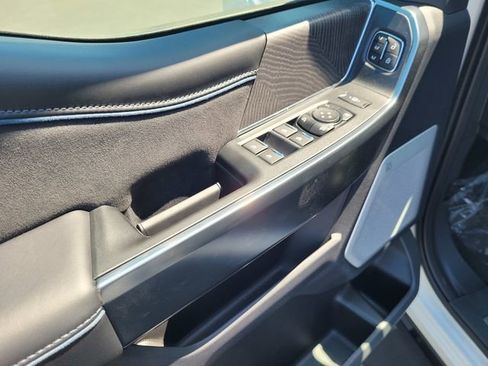 New 2026 Ford F250 XLT w/ XLT Premium Package image 8