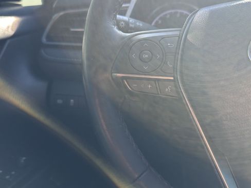 Used 2021 Toyota Camry SE image 21