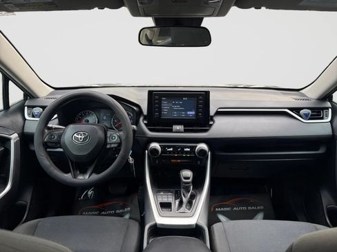 Used 2019 Toyota RAV4 LE w/ All Weather Liner Package AWD/4WD image 22