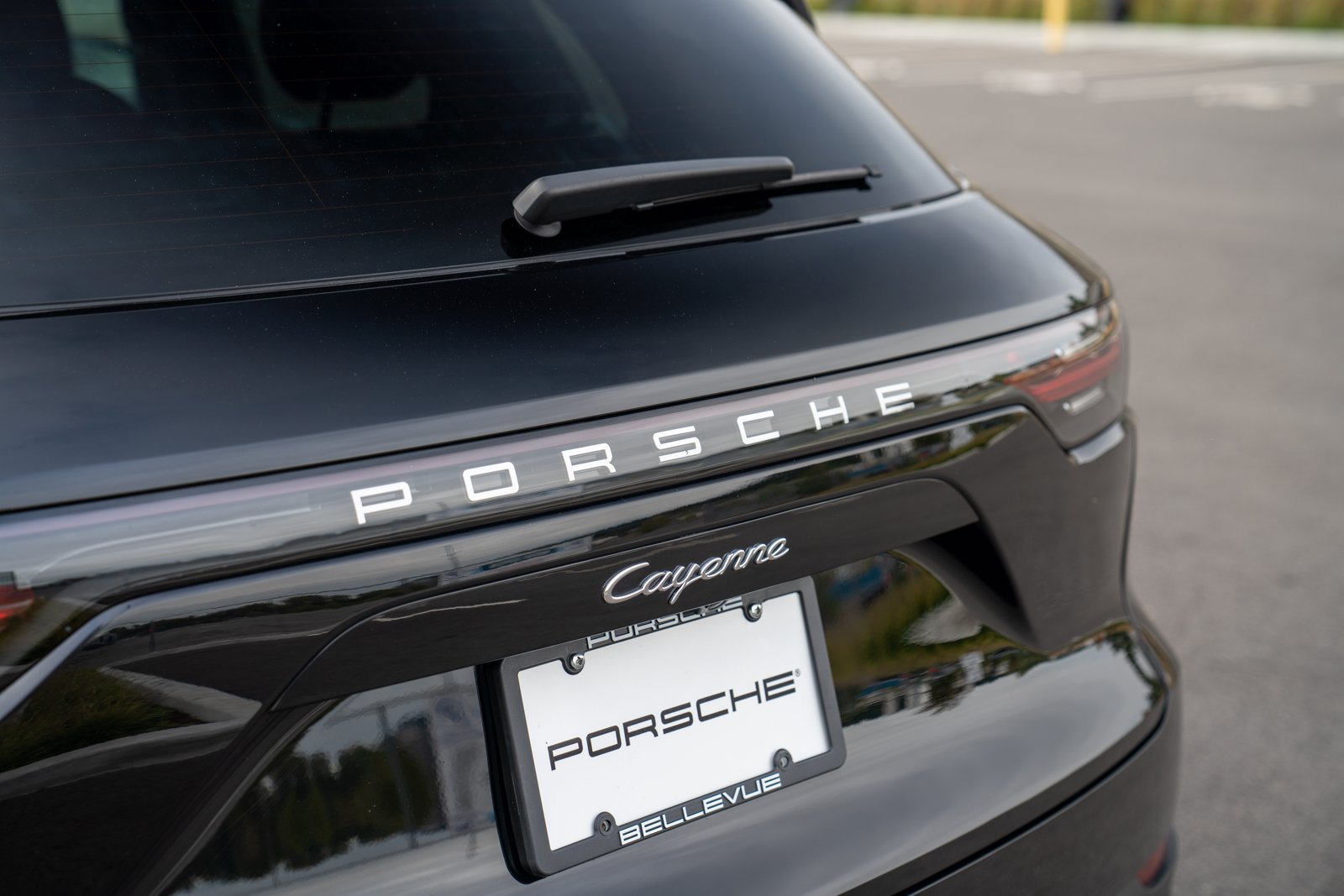 Certified 2023 Porsche Cayenne AWD/4WD image 29