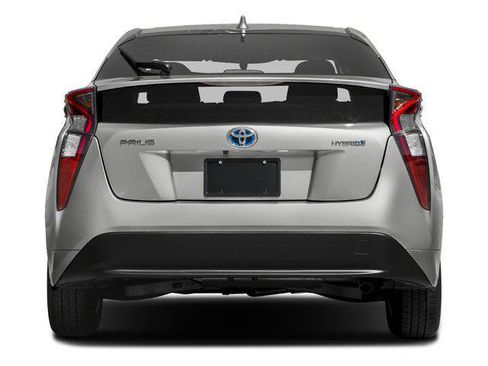 Certified 2018 Toyota Prius Three Touring FWD image 5