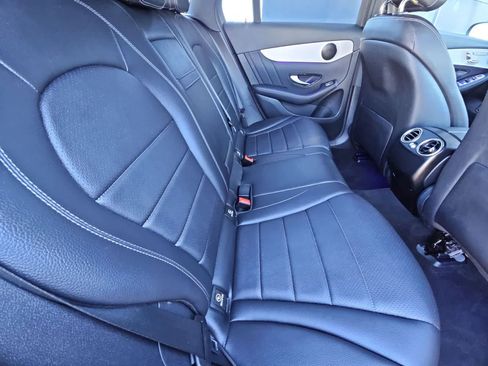 Used 2022 Mercedes-Benz GLC 300 image 17