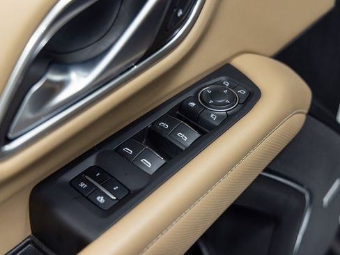 Used 2022 Chevrolet Tahoe Premier image 12