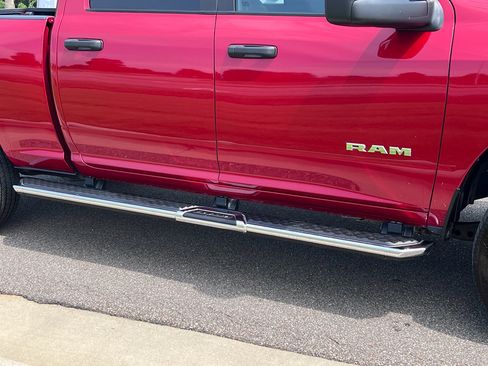 Used 2026 RAM 2500 Big Horn AWD/4WD image 6