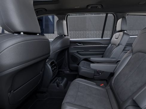 New 2026 Jeep Grand Cherokee L 4WD image 23