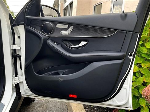 Certified 2021 Mercedes-Benz GLC 300 4MATIC image 19