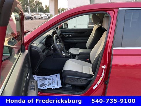 Certified 2024 Honda CR-V EX image 30