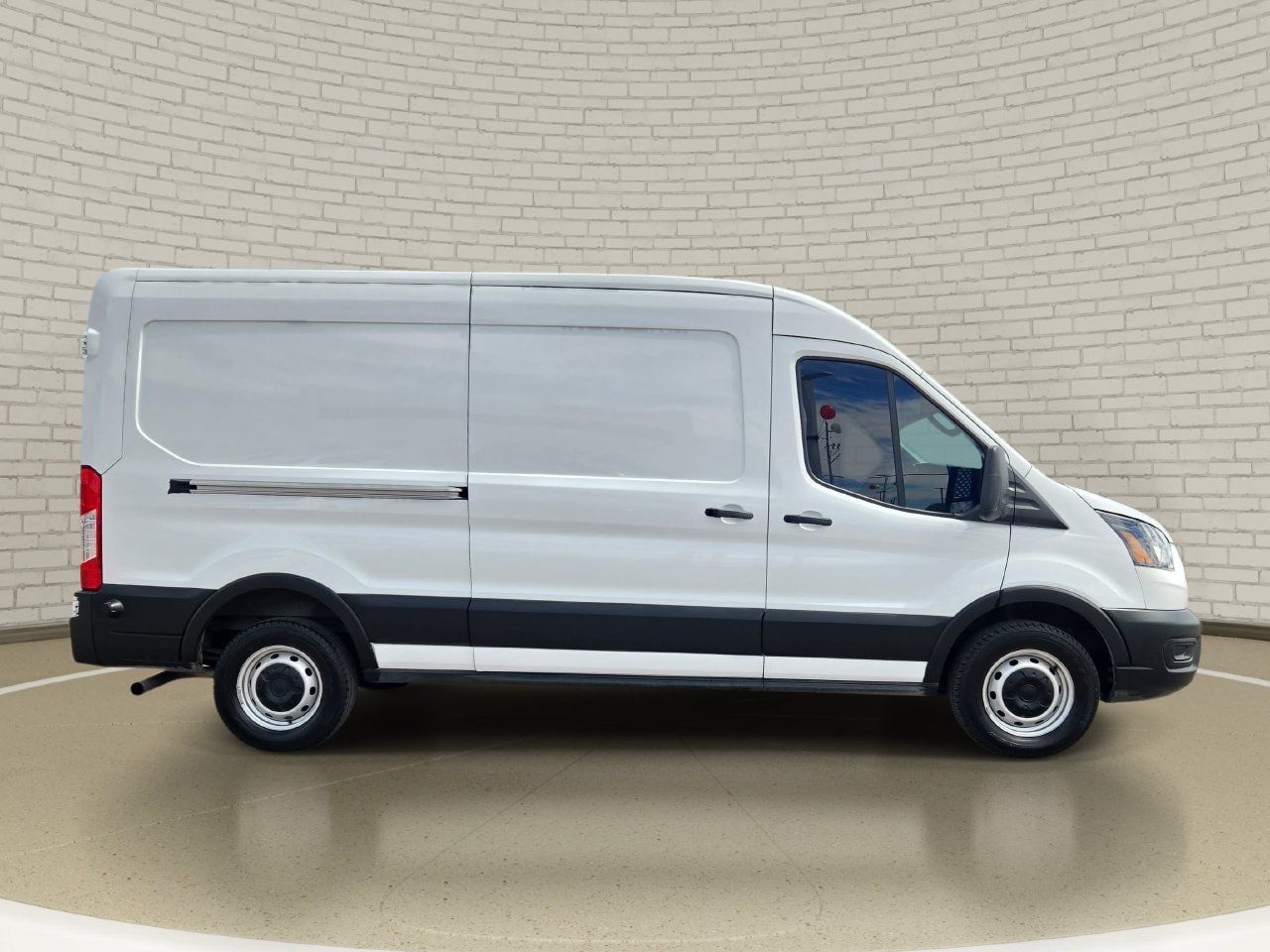 Used 2024 Ford Transit 350 148 Medium Roof w/ Load Area Protection Package RWD image 4