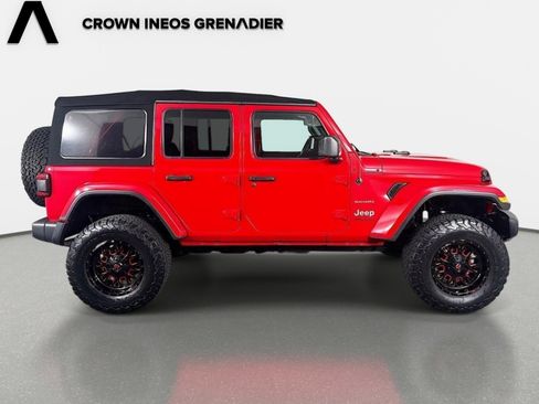 Used 2020 Jeep Wrangler Unlimited Sahara AWD/4WD image 4