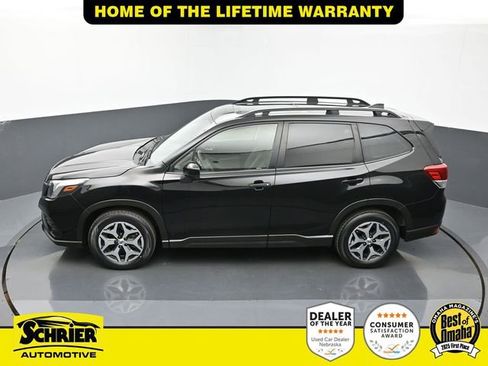 Used 2024 Subaru Forester Premium image 58