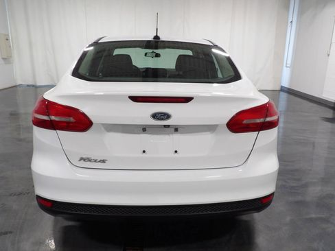 Used 2017 Ford Focus S image 6