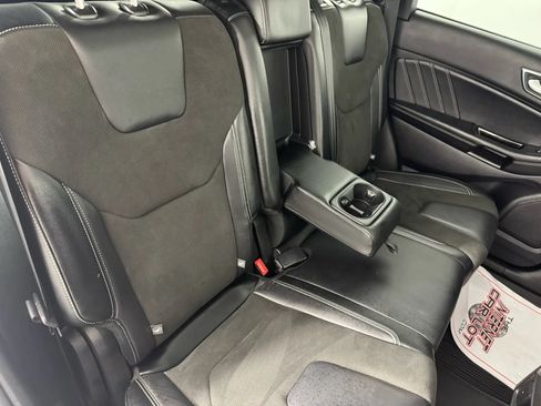 Used 2019 Ford Edge ST w/ Convenience Package AWD/4WD image 41