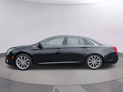 Used 2014 Cadillac XTS Luxury w/ Driver Awareness Package FWD image 2
