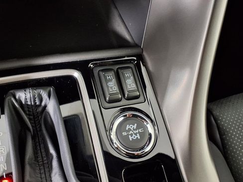 New 2025 Mitsubishi Eclipse Cross Black Edition image 21