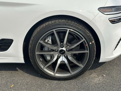New 2026 Genesis G70 2.5T Prestige image 6