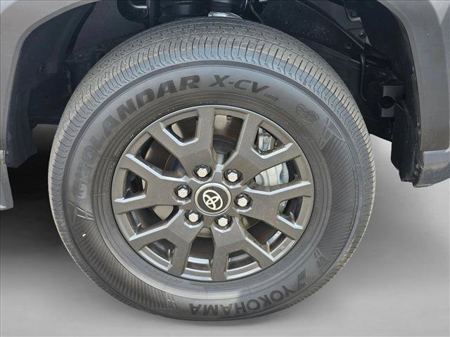 Used 2025 Toyota 4Runner SR5 AWD/4WD image 23
