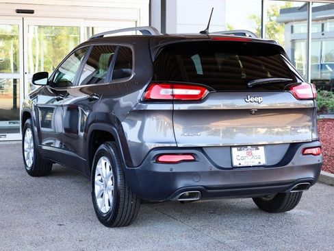Used 2016 Jeep Cherokee Latitude w/ Safety/Convenience Group image 4