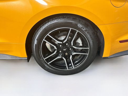 Used 2019 Ford Mustang Premium image 11