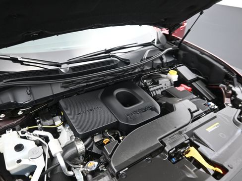 Certified 2025 Nissan Murano SV image 19