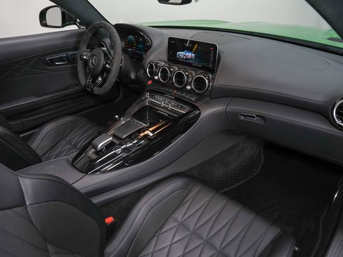 Used 2020 Mercedes-Benz AMG GT R image 35