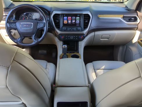 Used 2017 GMC Acadia Denali w/ Technology Package image 14