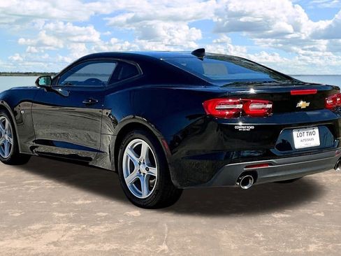Used 2022 Chevrolet Camaro LT image 5