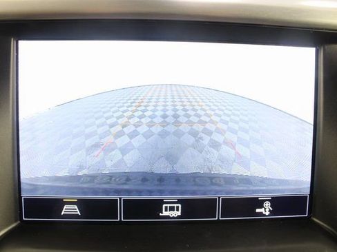 Used 2021 GMC Acadia SLT w/ Preferred Package image 3