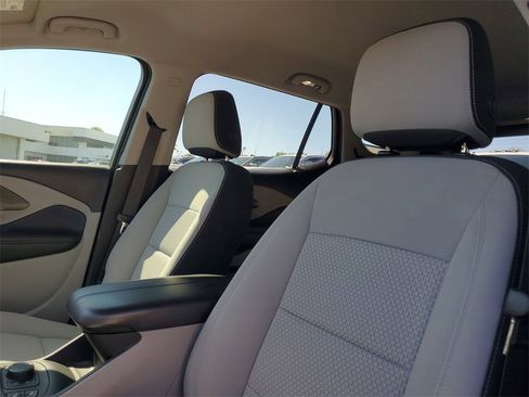 Certified 2022 GMC Terrain SLE w/ Driver Convenience Package image 23