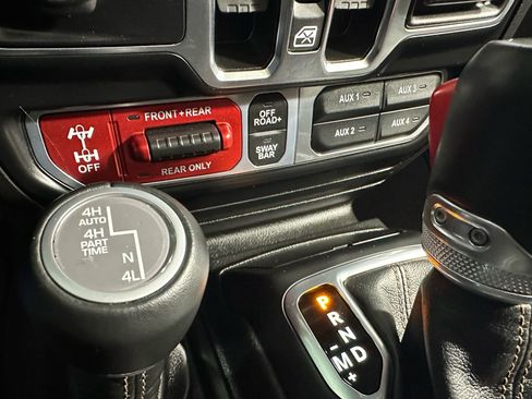 Used 2022 Jeep Wrangler Unlimited Rubicon image 26