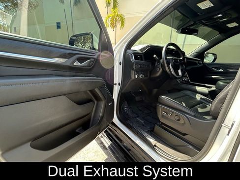 Used 2022 GMC Yukon Denali image 14