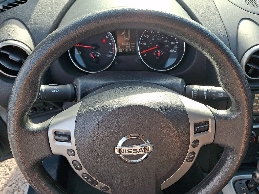Used 2015 Nissan Rogue S w/ Convenience Package AWD/4WD image 18