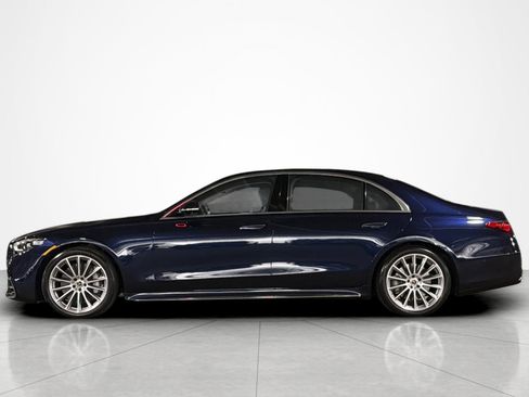 Used 2023 Mercedes-Benz S 580 4MATIC Sedan image 2