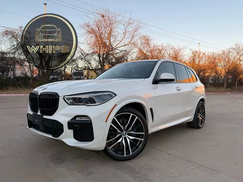 Used 2020 BMW X5 M50i w/ Executive Package image 1