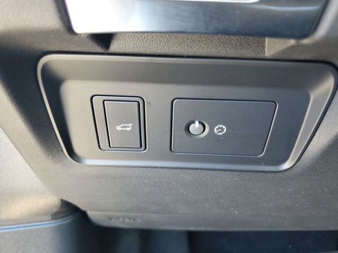 Certified 2023 Land Rover Discovery Sport S AWD/4WD image 16
