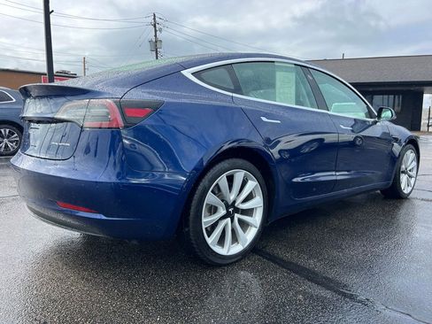 Used 2018 Tesla Model 3 Long Range image 8