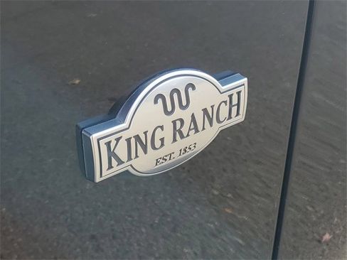 Used 2022 Ford Expedition Max King Ranch image 10