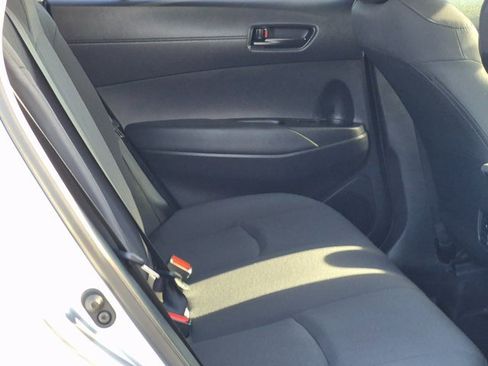 Used 2026 Toyota Corolla Cross LE image 20