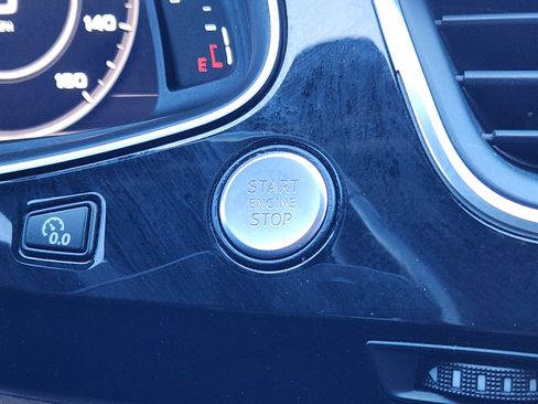 Used 2017 Audi Q7 2.0T Premium Plus w/ Premium Plus Package image 32