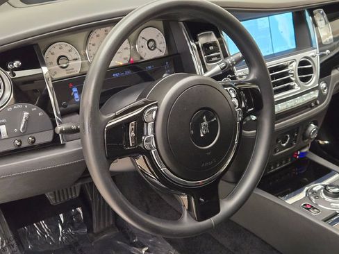 Certified 2012 Rolls-Royce Ghost RWD image 32