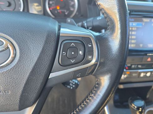 Used 2016 Toyota Camry XSE image 23