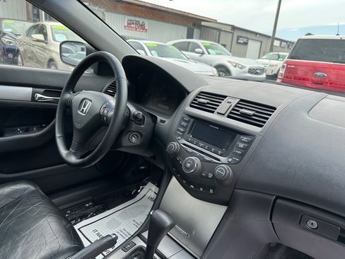 Used 2004 Honda Accord EX image 8