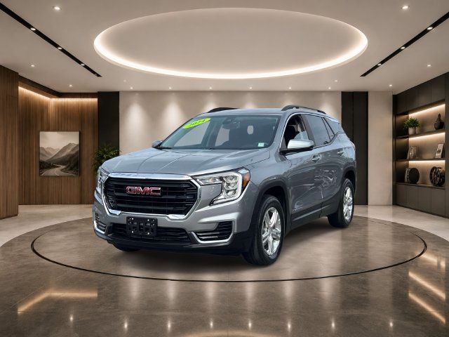 Used 2024 GMC Terrain SLE w/ Driver Convenience Package AWD/4WD image 4