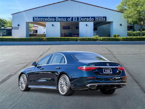 New 2024 Mercedes-Benz S 580 4MATIC Sedan image 2
