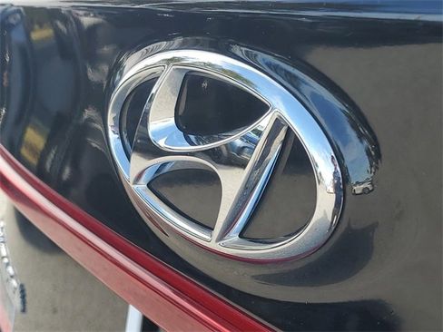 Used 2022 Hyundai Santa Fe SEL image 6