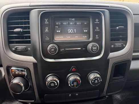 Used 2018 RAM 1500 Express RWD image 10