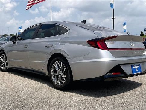 Used 2020 Hyundai Sonata SEL w/ Convenience Package FWD image 3